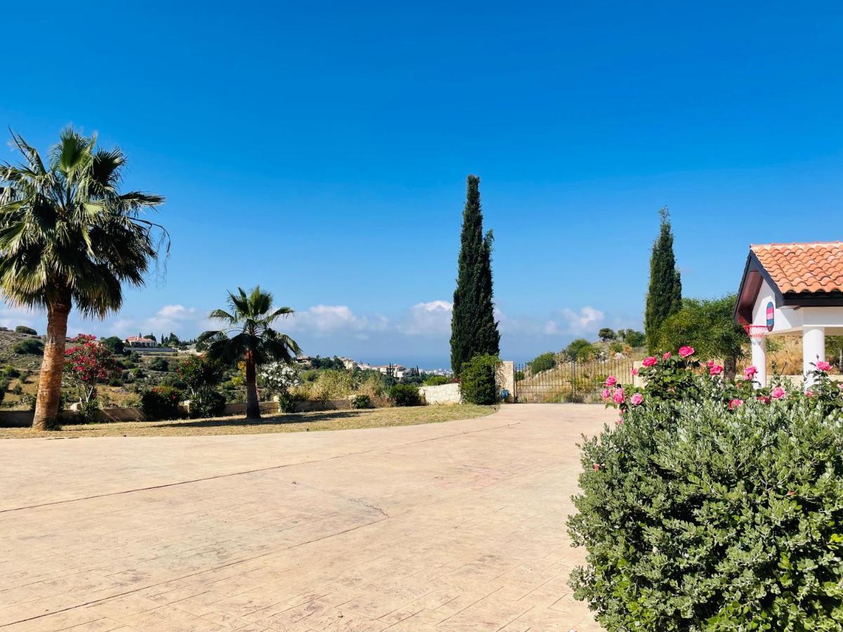 Beautiful Home Pafos Exterior foto
